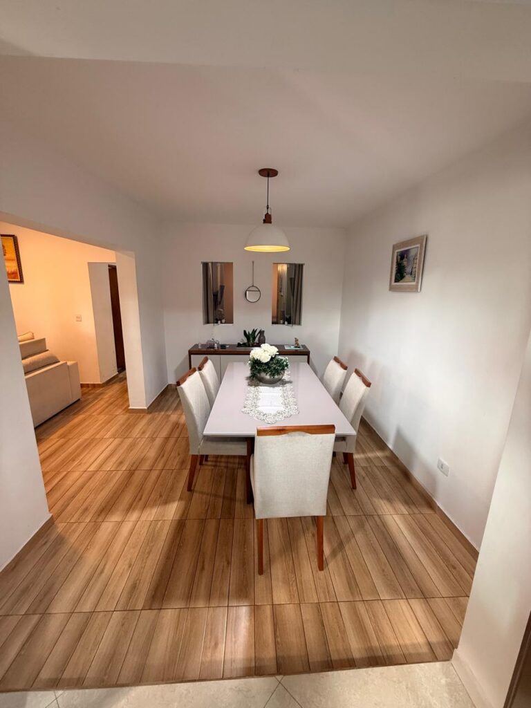 Casa em Itaquera com 2 Salões alugados