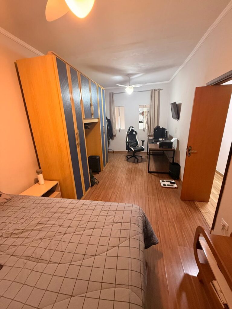 Casa em Itaquera com 2 Salões alugados