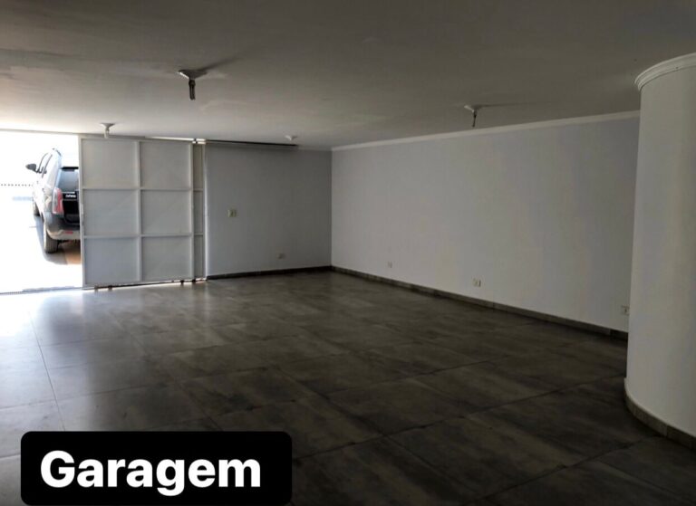 Sobrado em Parque do Carmo