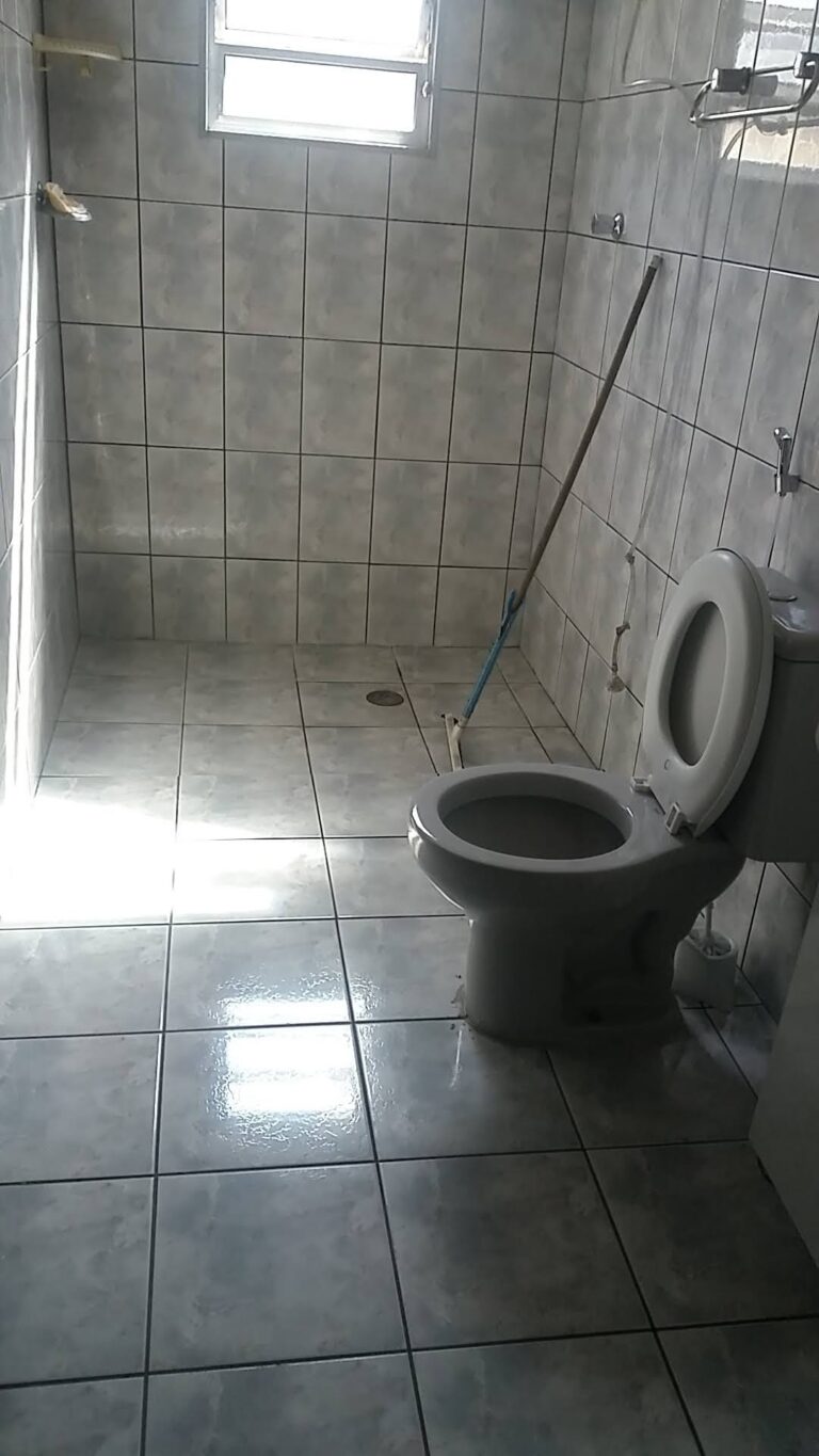 Sobrado em Vila Carmosina