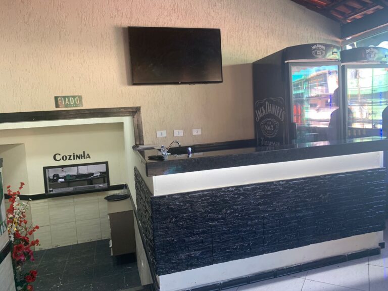 Prédio Comercial em Conj José Bonifácio