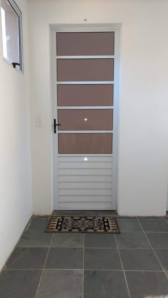 Apartamento em Área Residencial