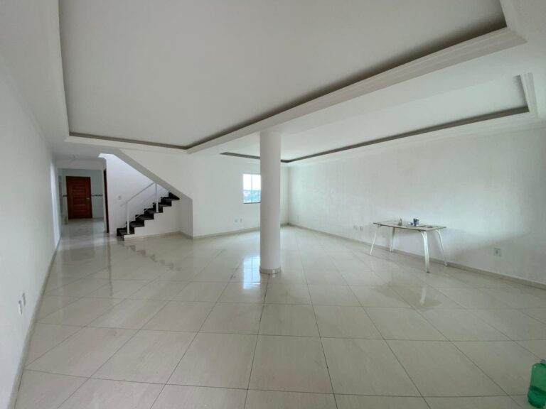 Sobrado em Pq do Carmo