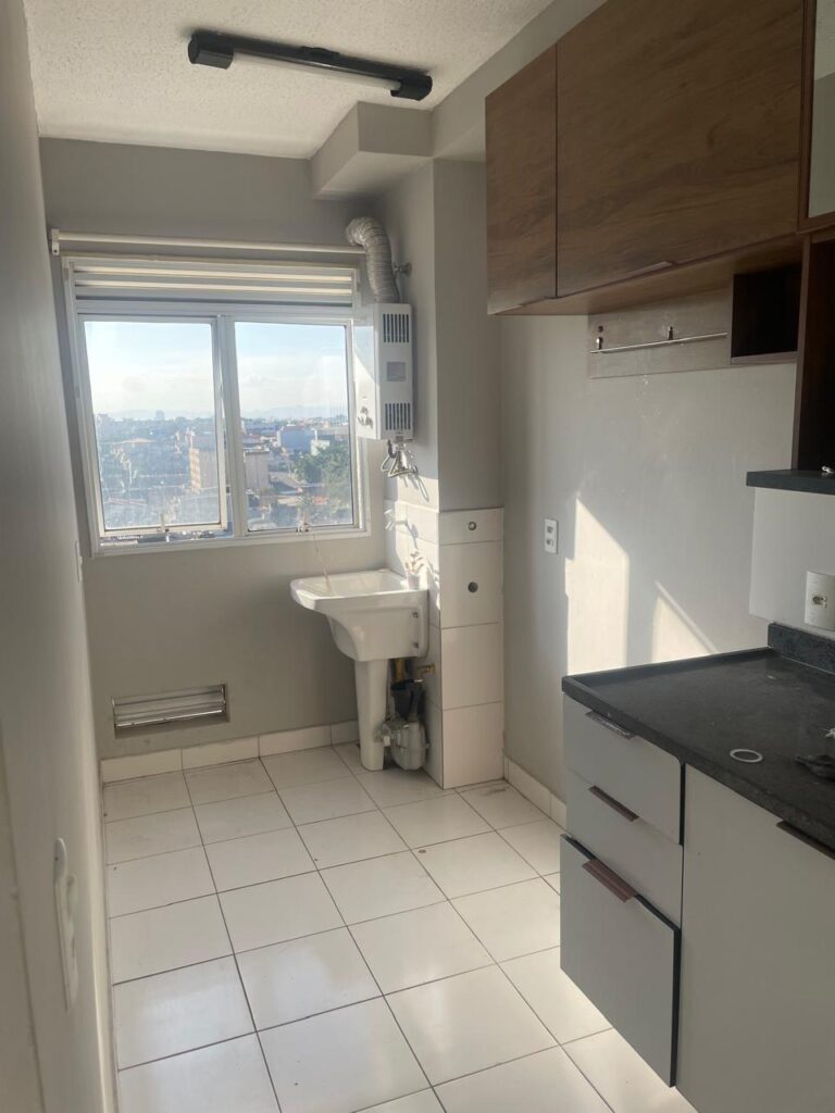 Apartamento em Colônia