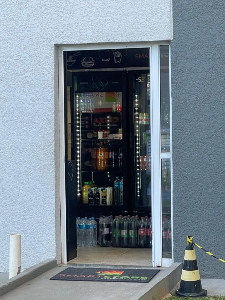 Apartamento em Colônia