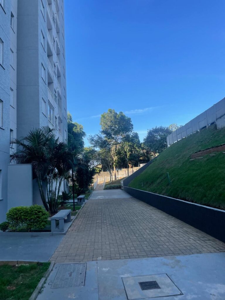 Apartamento em Colônia