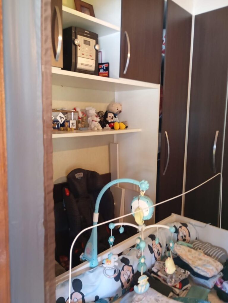 Sobrado em Área Residencial