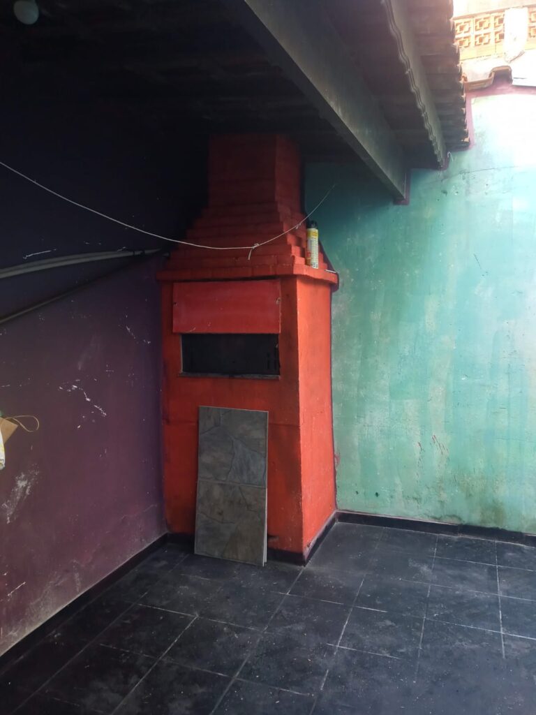 Casa em Jd Cotinha