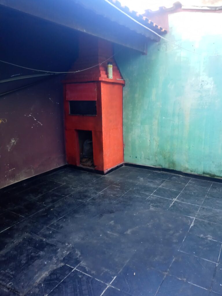 Casa em Jd Cotinha