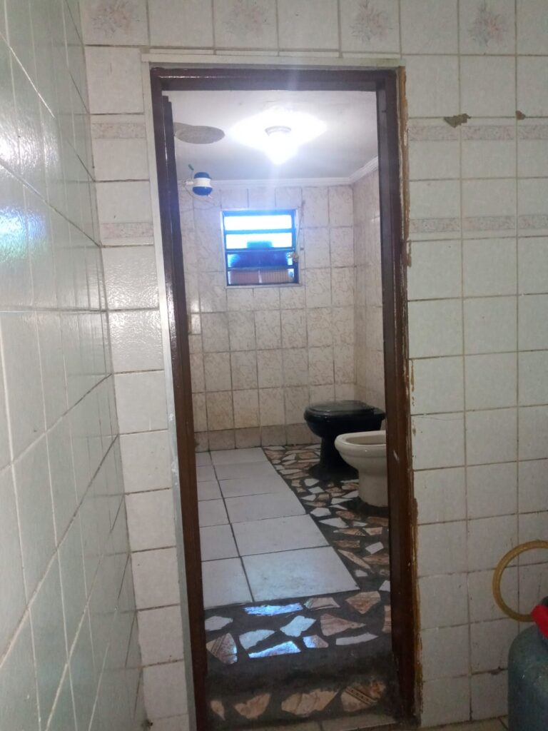 Casa em Jd Cotinha