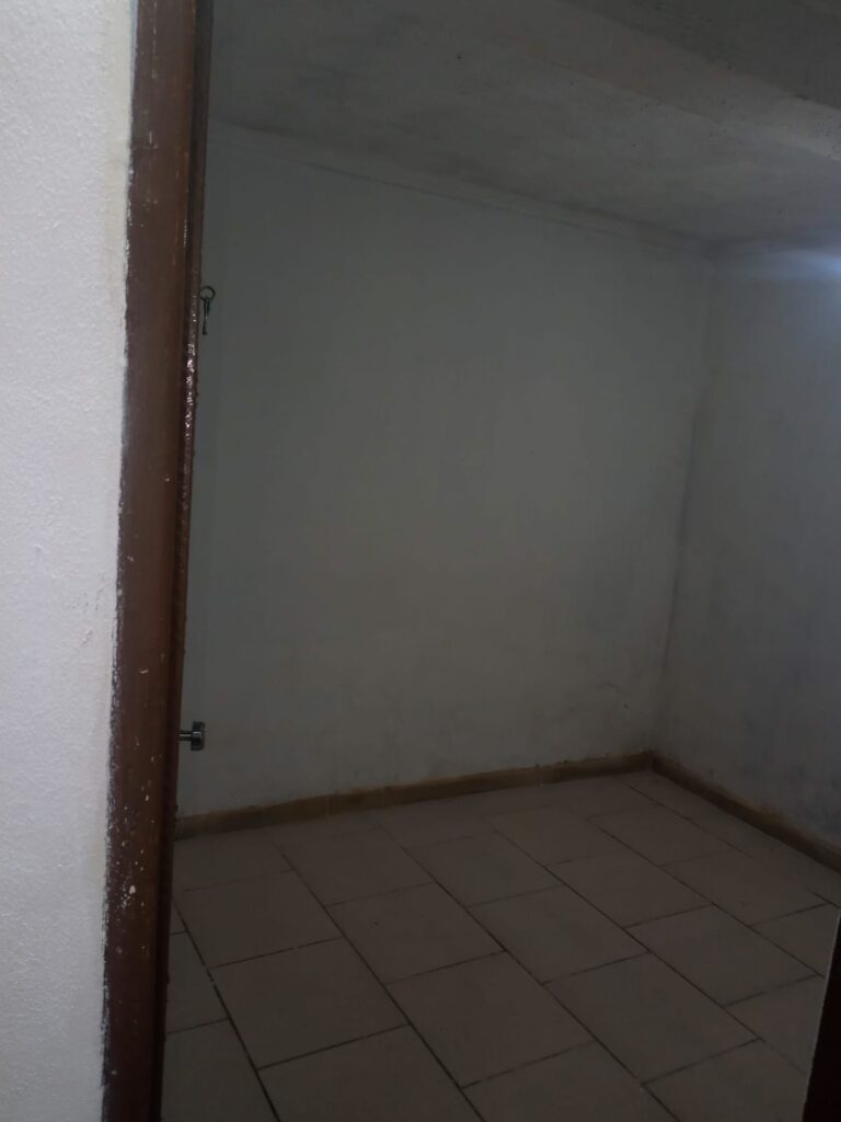 Casa em Jd Cotinha