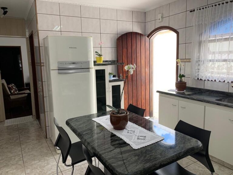 Sobrado em Jardim Carmelitas
