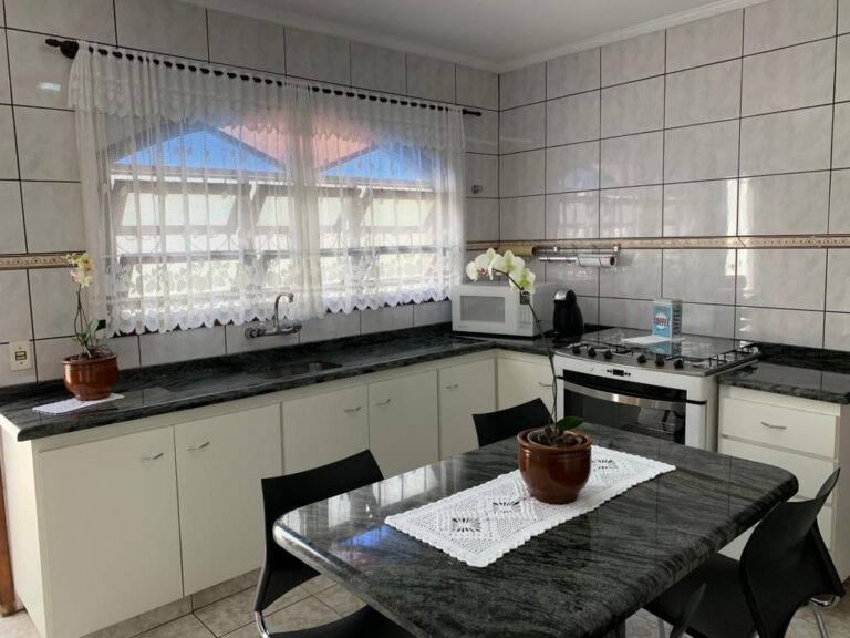 Sobrado em Jardim Carmelitas