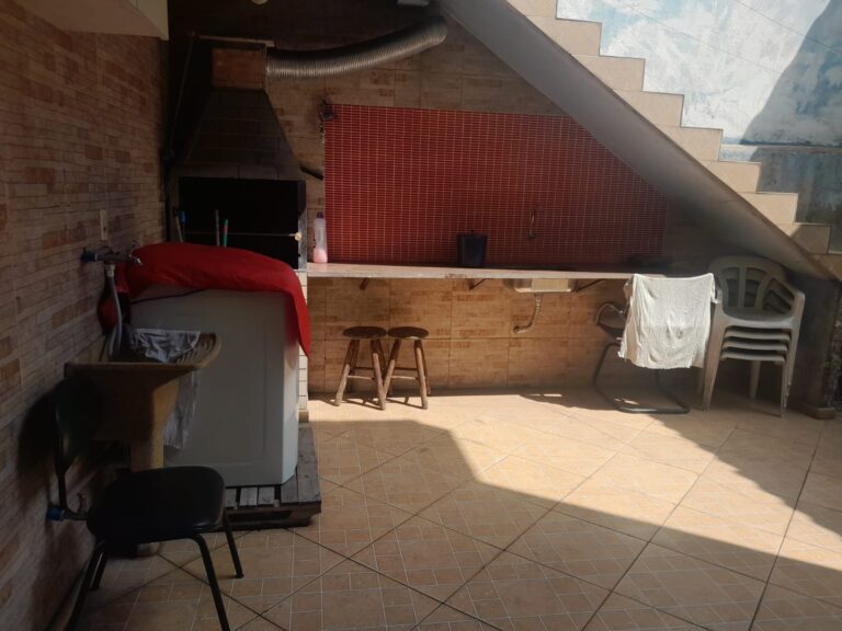 Sobrado Duplo em Itaquera
