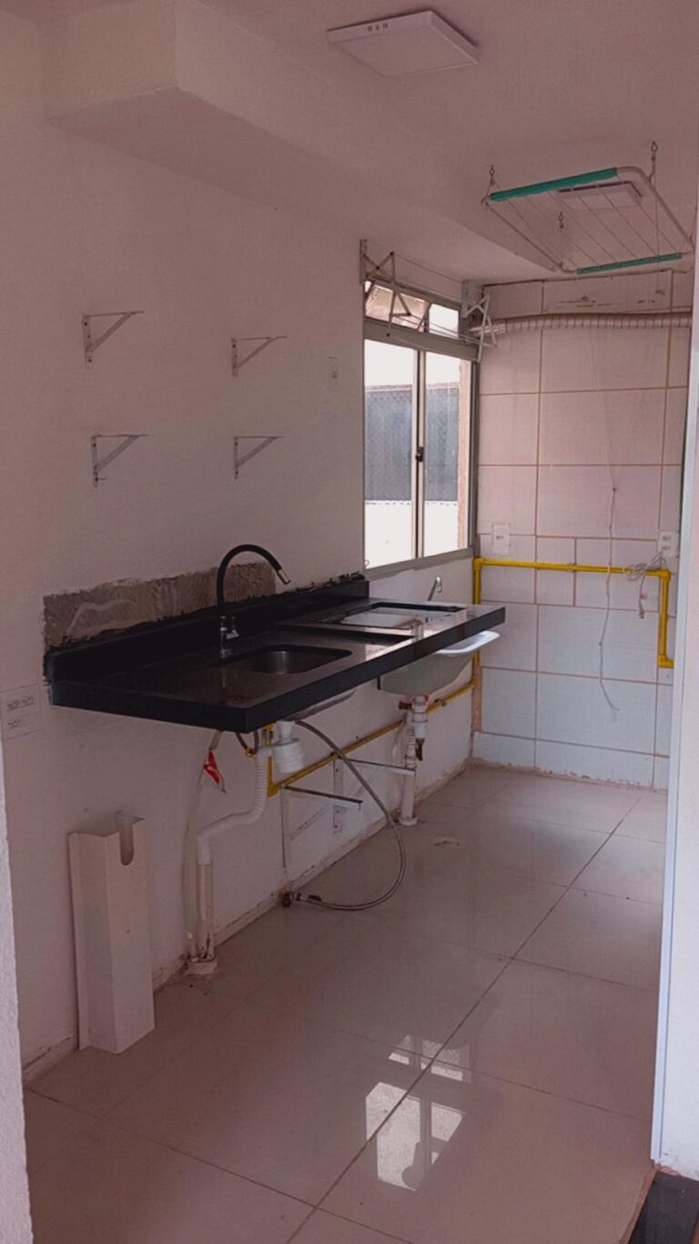 Apartamento em Colônia