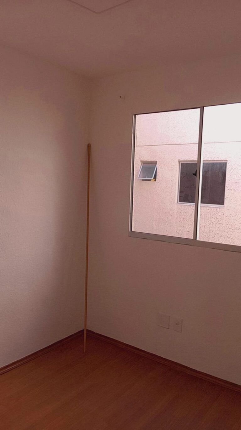 Apartamento em Colônia