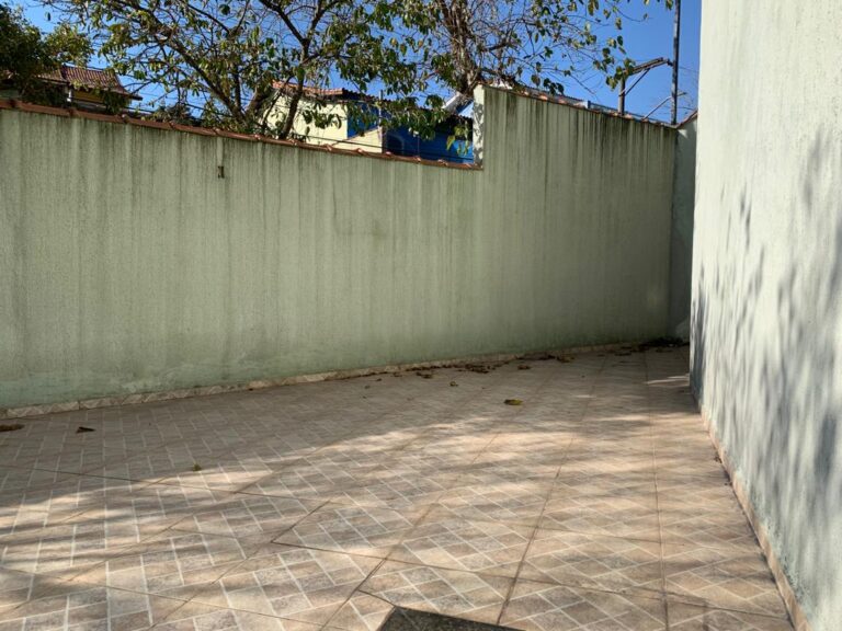 Sobrado em Parque do Carmo