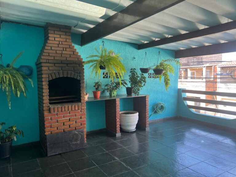 Sobrado em Jardim Roseli