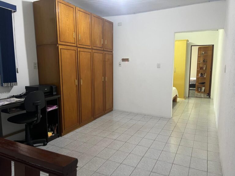 Sobrado em Jardim Roseli