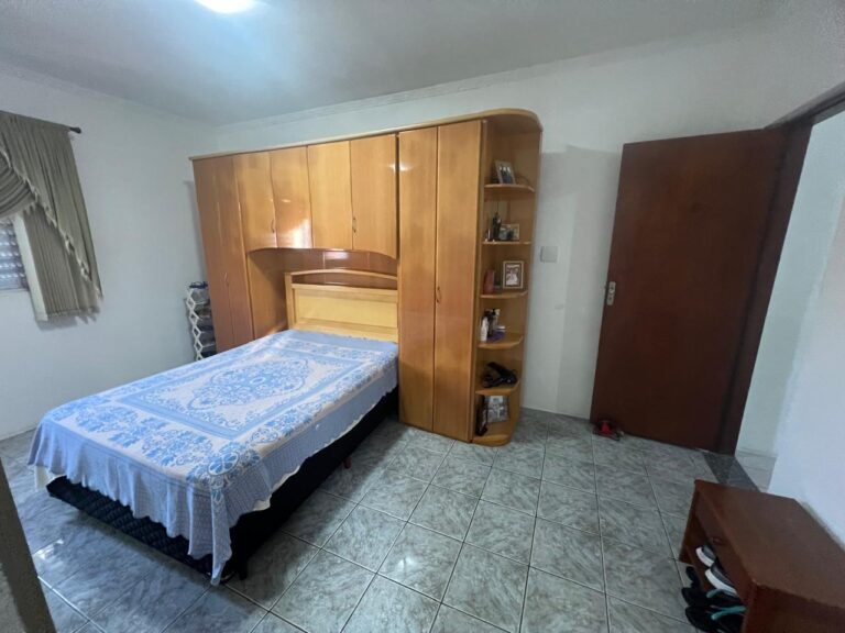 Sobrado em Jardim Roseli