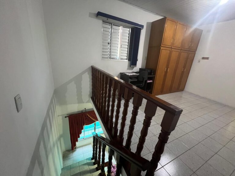 Sobrado em Jardim Roseli
