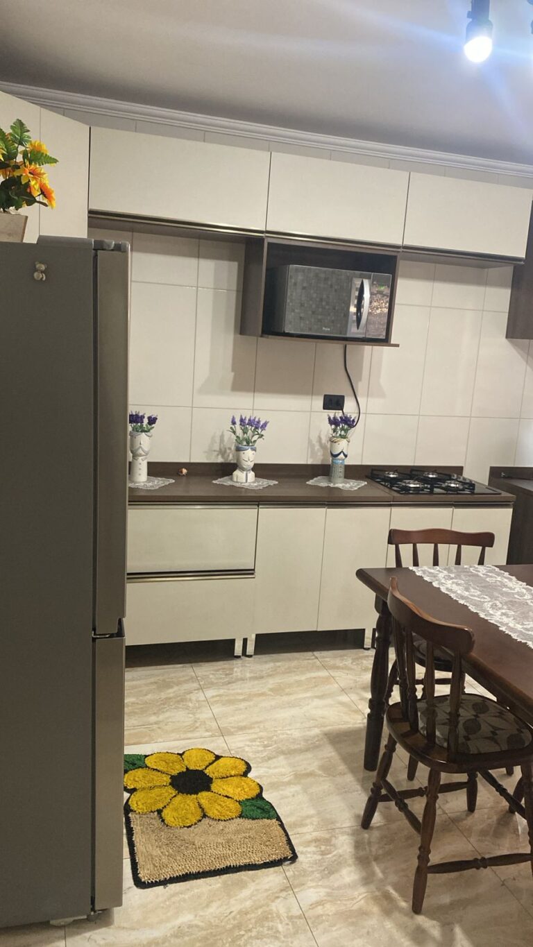 Residencial em Vila Carmosina