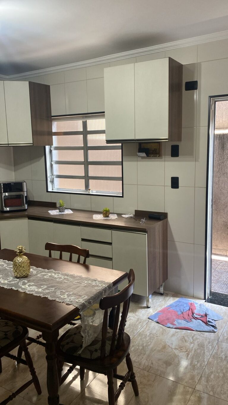 Residencial em Vila Carmosina