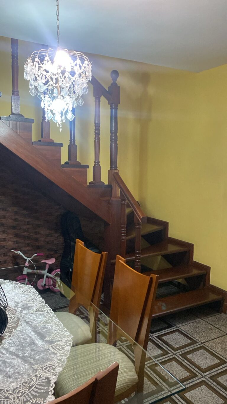 Residencial em Vila Carmosina