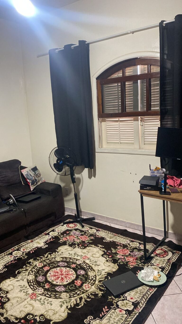 Residencial em Vila Carmosina