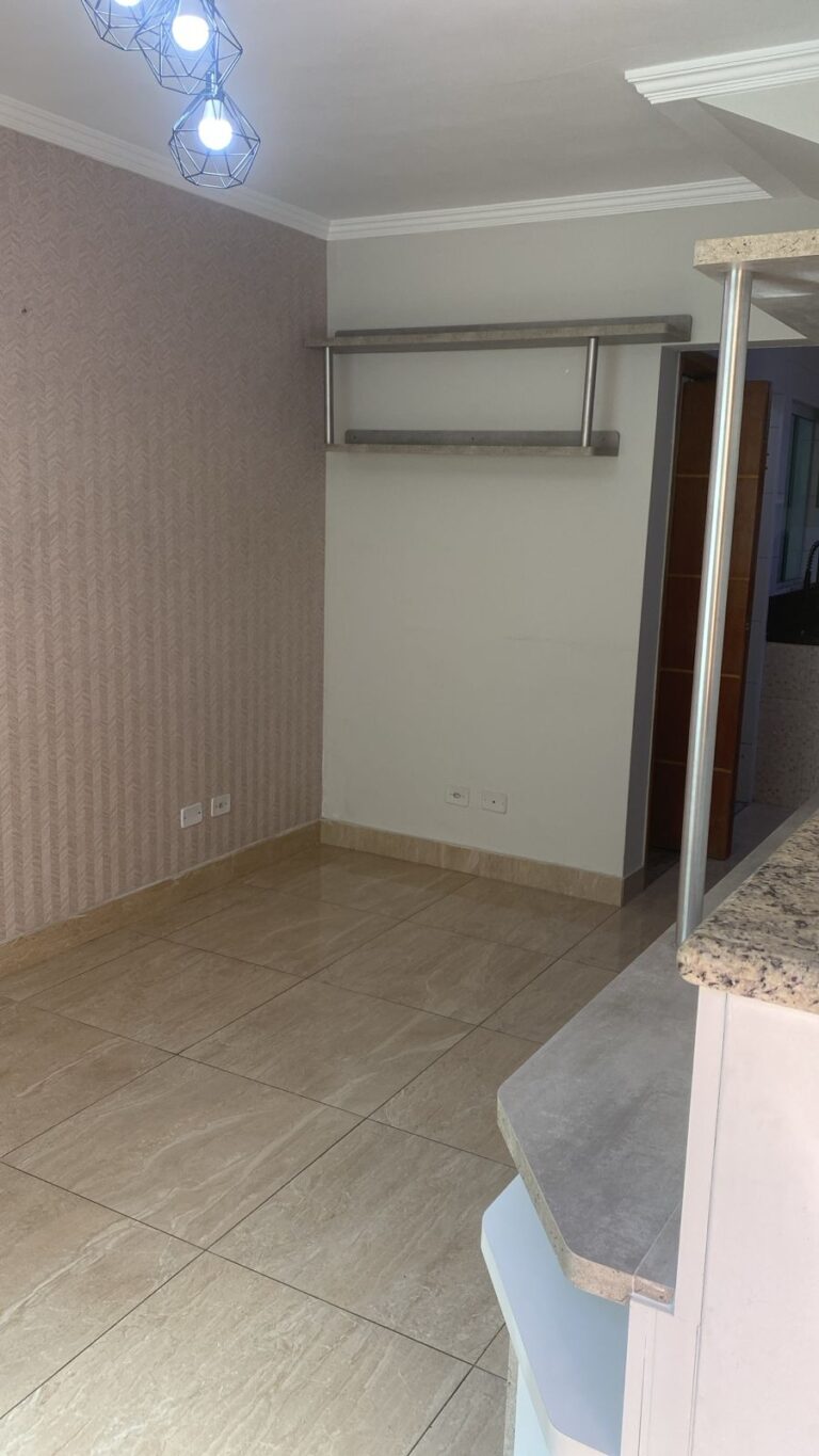 Residencial em AE Carvalho