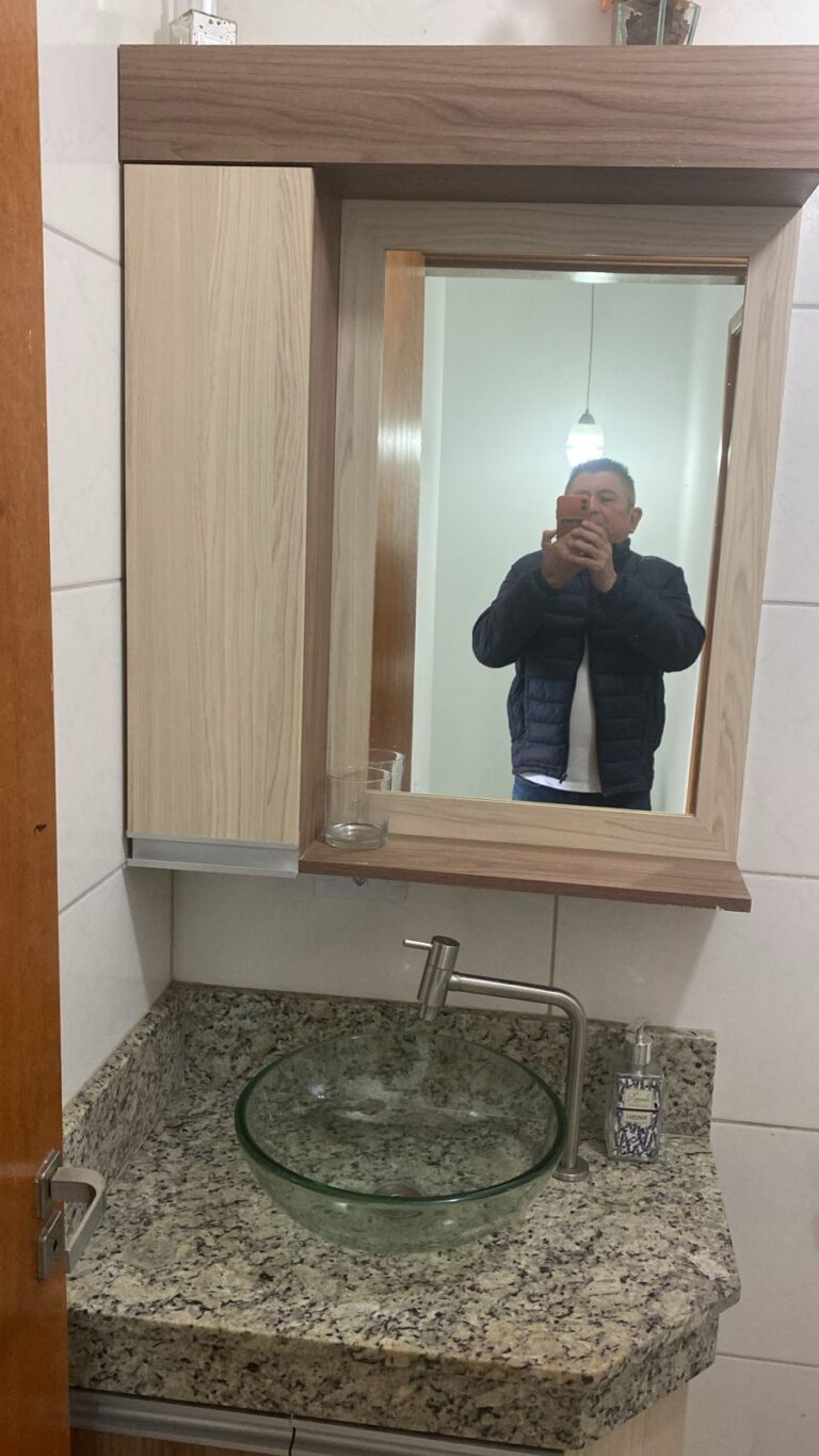 Residencial em AE Carvalho