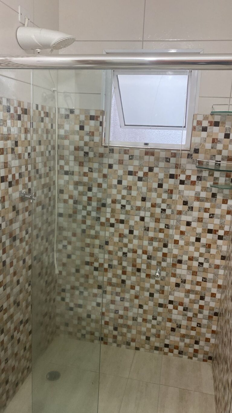 Residencial em AE Carvalho