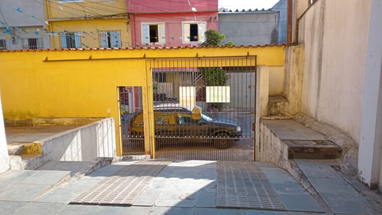 Sobrado em Vila Brasil