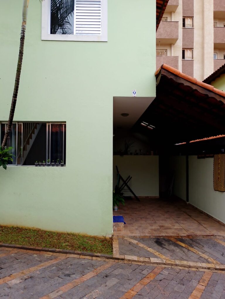Sobrado de Condomínio em Itaquera