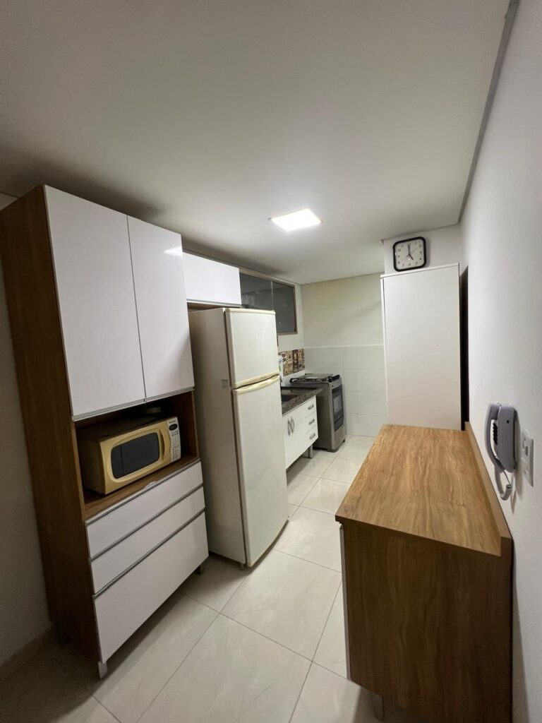 Apartamento em Vila Carmosina