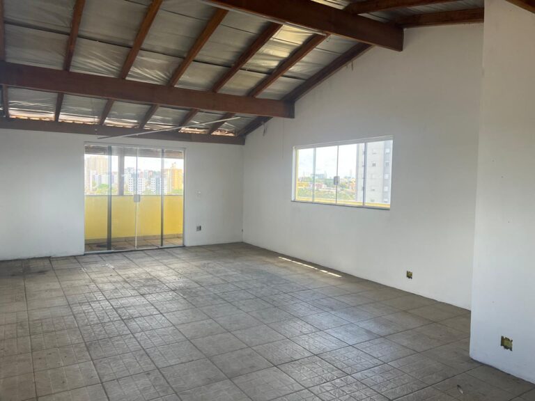 Casa em Vila Brasil