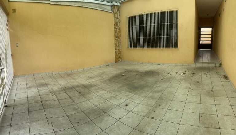 Sobrado em PQ. do Carmo