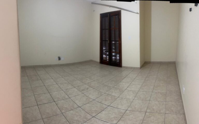 Sobrado em PQ. do Carmo