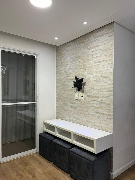 Apartamento em Colônia