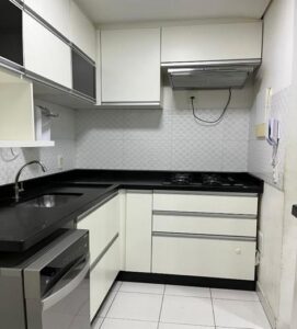 Apartamento em Colônia