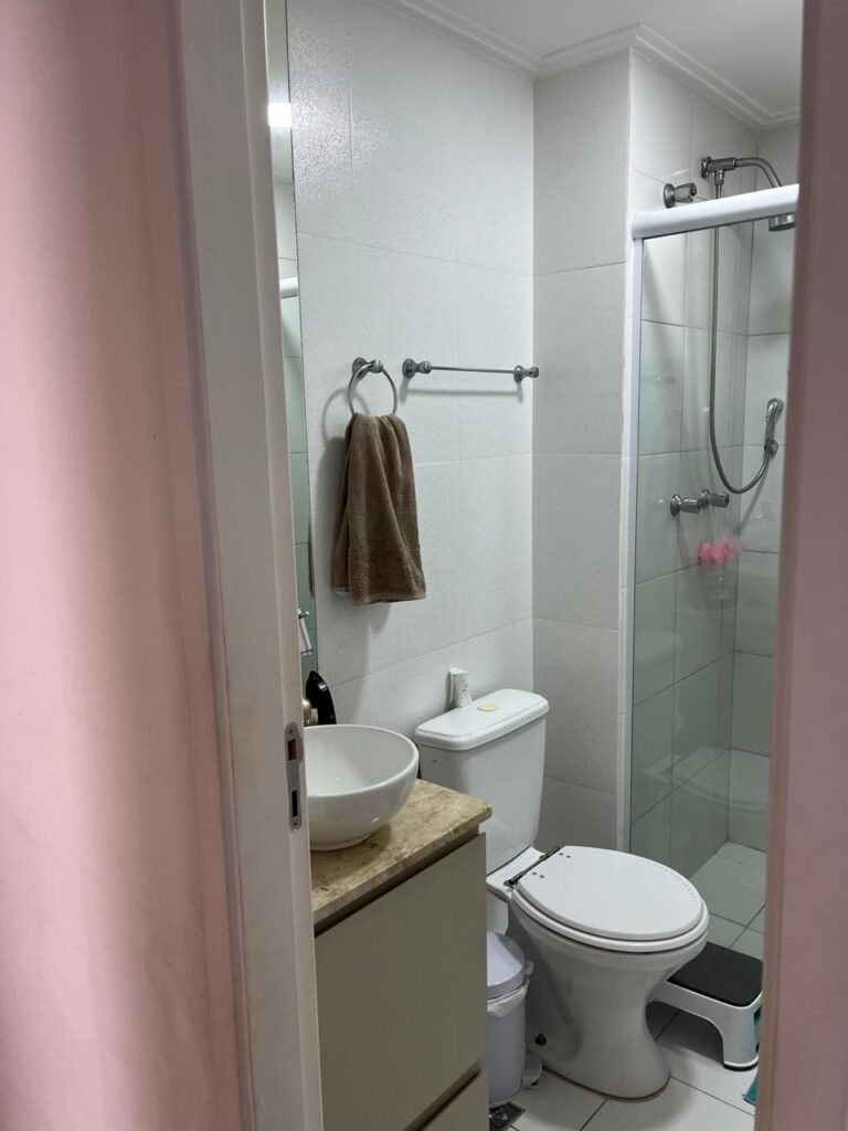 Apartamento em Colônia