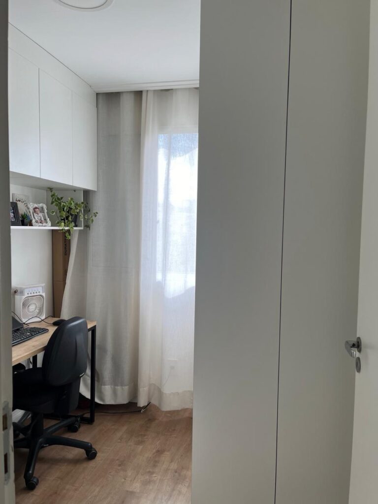 Apartamento em Colônia