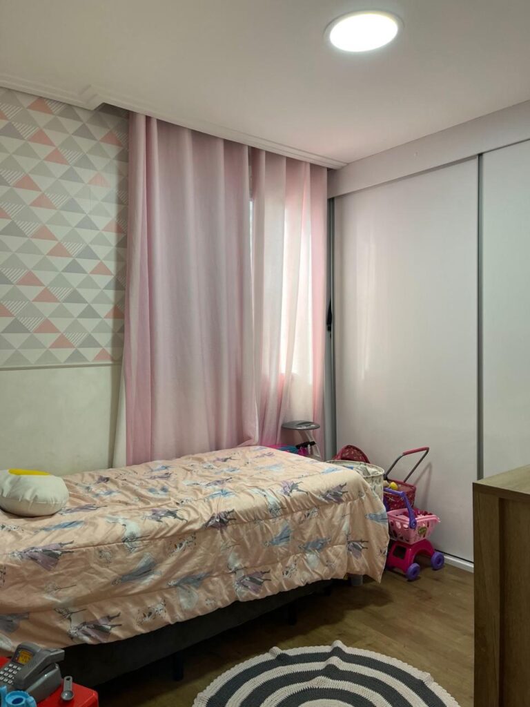 Apartamento em Colônia
