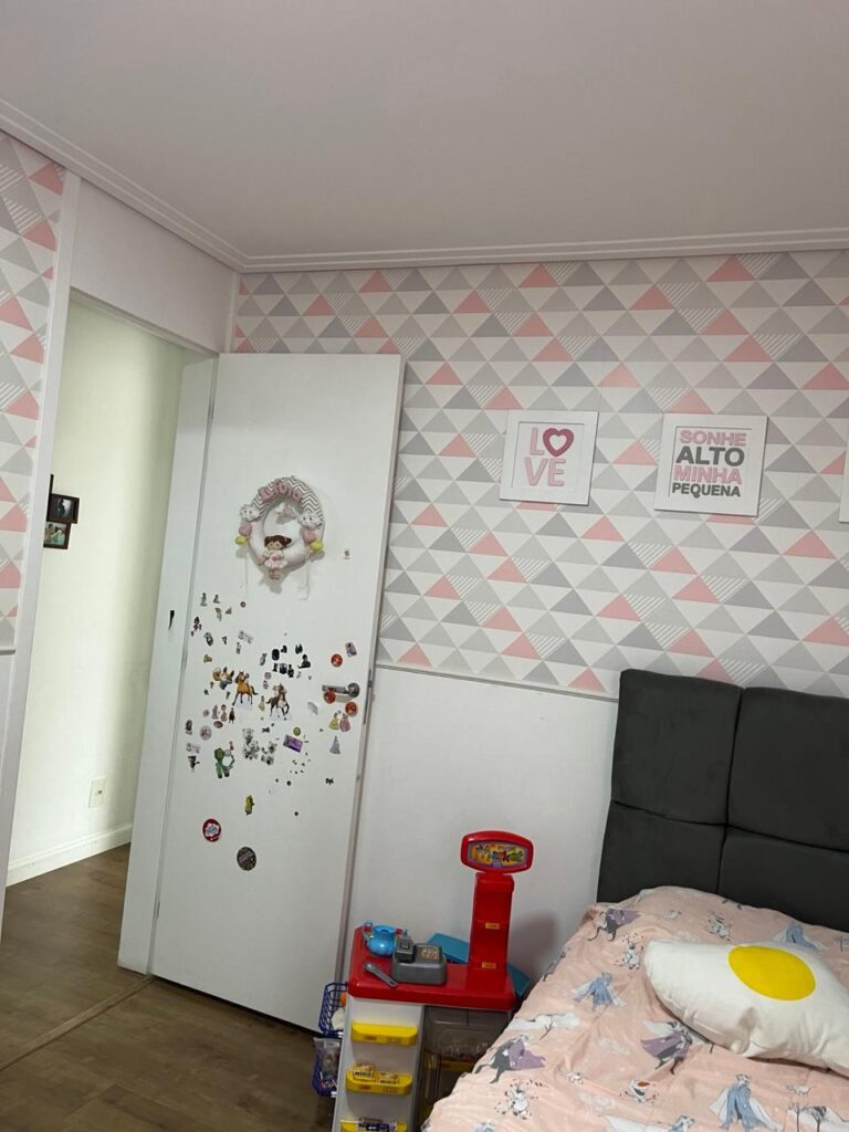 Apartamento em Colônia