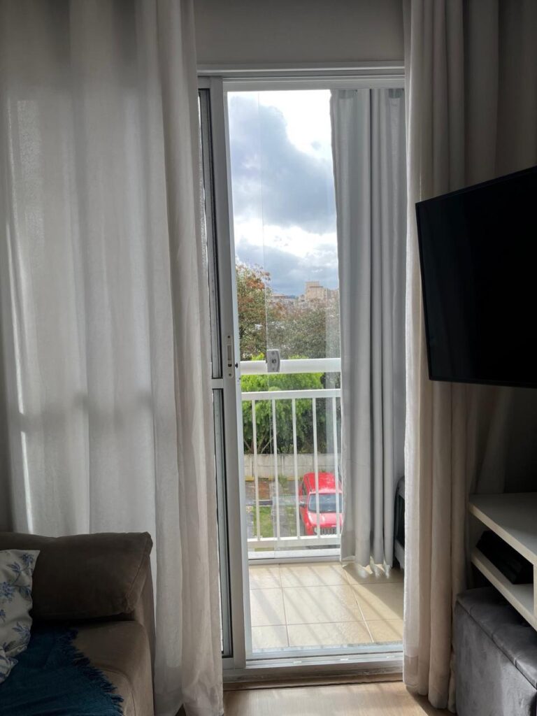 Apartamento em Colônia