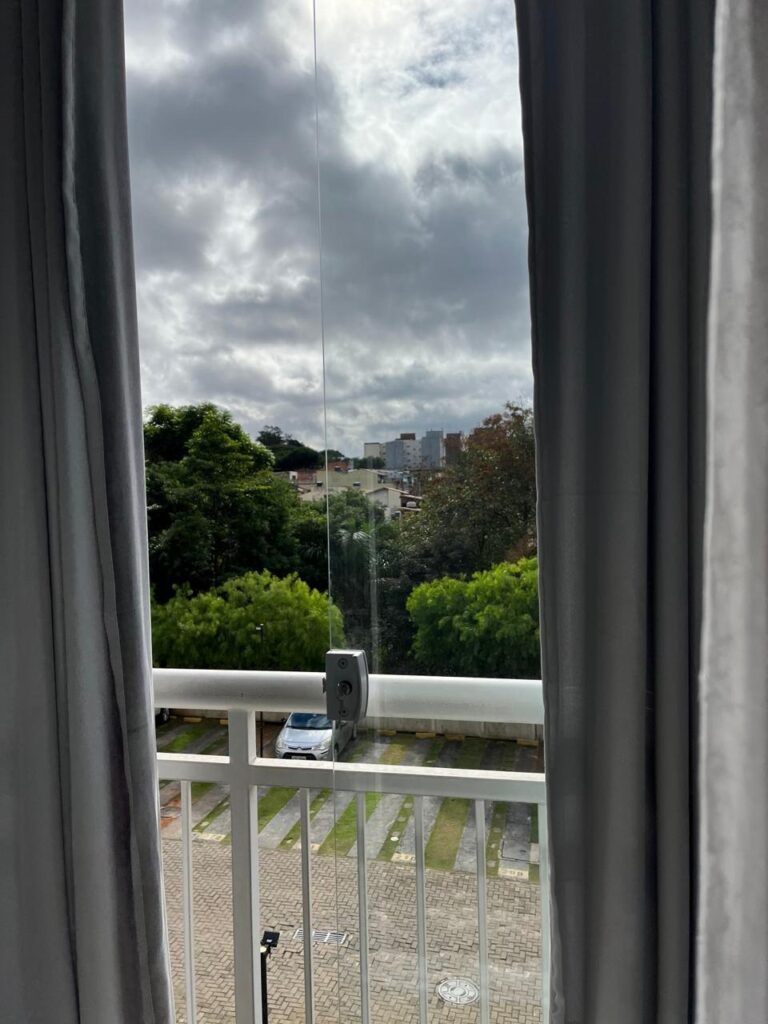 Apartamento em Colônia