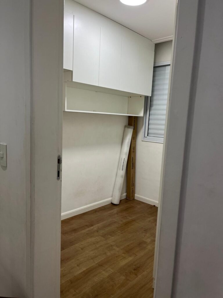 Apartamento em Colônia