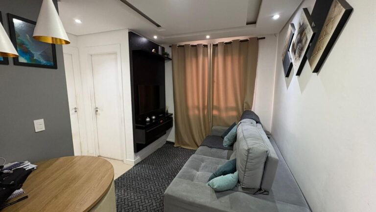 Apartamento em Pq. do Carmo