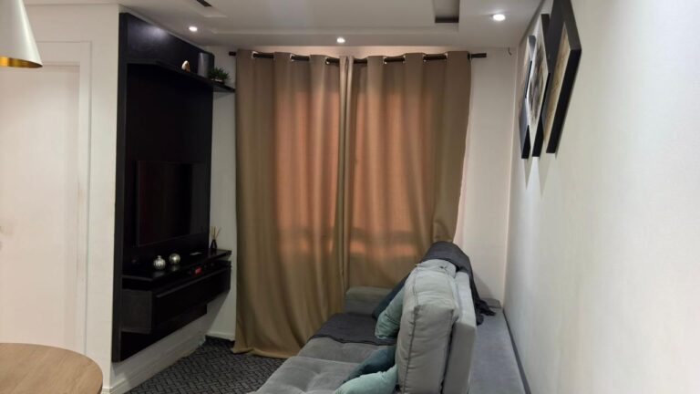 Apartamento em Pq. do Carmo