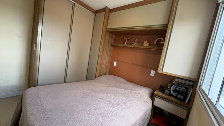 Apartamento em Pq. do Carmo